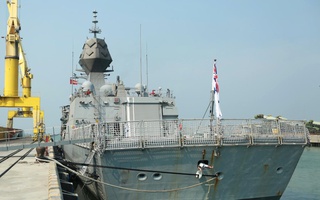 Tàu Hải quân Hoàng gia Úc thăm Đà Nẵng