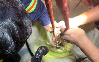 Xuyên đêm cứu thiếu nữ rơi xuống giếng sâu ở Gia Lai