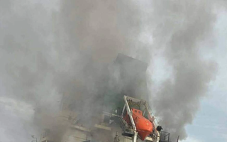 Những "tàu sân bay không thể chìm” của Iran trấn giữ eo biển Hormuz