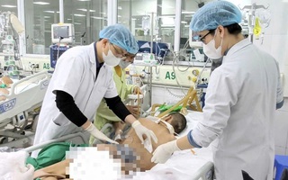 Nốt mụn nhỏ khiến nam sinh 17 tuổi sốc nhiễm khuẩn, suy đa tạng