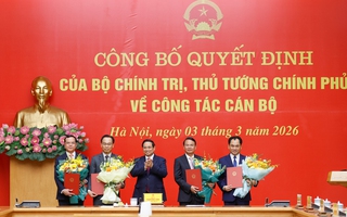 Thủ tướng Phạm Minh Chính trao quyết định chỉ định, bổ nhiệm 5 nhân sự mới