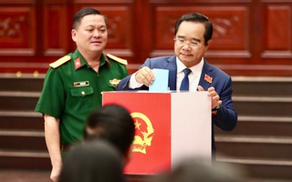 7 Phó Chủ tịch và 17 Ủy viên UBND TPHCM nhiệm kỳ mới