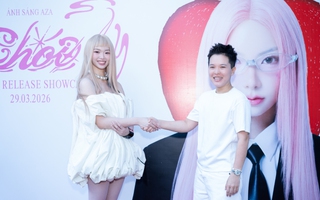 Dàn anh trai, em xinh đến chúc mừng Album đầu tay của Ánh Sáng AZA