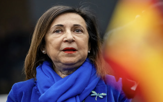 Tây Ban Nha đóng không phận với máy bay Mỹ đánh Iran, Anh không muốn sa lầy