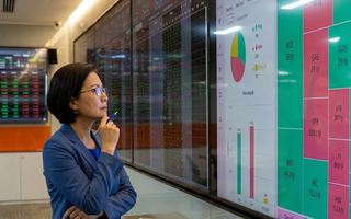 Giằng co trong phiên giao dịch cuối cùng của tháng 3