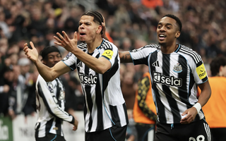 Siêu phẩm của Osula nhấn chìm "Quỷ đỏ", Carrick nhận thất bại đầu tiên với Man United