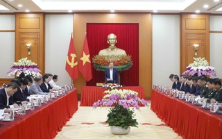 Cơ sở lý luận và thực tiễn cho chiến lược phát triển mới