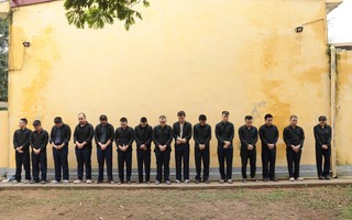 Phá đường dây đánh bạc gần 1.000 tỉ đồng, bắt 2 "ông trùm" cùng 36 đồng phạm