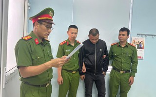 Nam thanh niên bị bắt ngay trong cuộc nhậu với bạn bè ở Quảng Trị