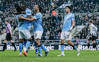 Marmoush lập cú đúp siêu phẩm, Man City vào tứ kết FA Cup