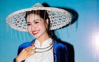 Mặc áo dài đẹp như Nguyễn Thanh Hà