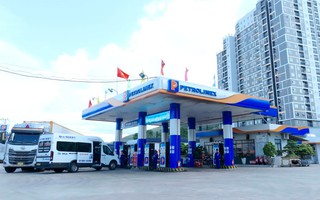 Sản lượng bán tăng đột biến, Petrolimex Gia Lai dừng bán xăng dầu qua can, phuy