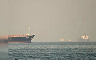 "Thách" Mỹ bảo vệ tàu dầu qua eo biển Hormuz, Iran biết rõ hải quân Mỹ không đủ sức?