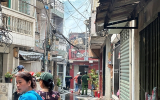 Cháy lớn nhà dân ở phường Minh Phụng, TPHCM