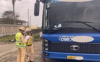 Bị người dân "tố" qua Zalo đến Cục trưởng CSGT: Xe khách bị phạt 150 triệu đồng