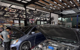 Xăng dầu tăng giá, làm sao chạy xe tiết kiệm hơn?