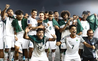 Tuyển Việt Nam so tài sao Ngoại hạng Anh