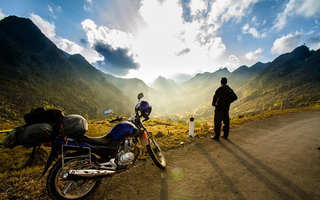 Motorbike Tours Vietnam: Hành trình xuyên Việt bằng xe máy nổi bật của Tropic Riders