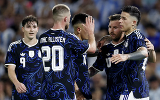 Messi tỏa sáng, Argentina đè bẹp Zambia 5-0 tại Buenos Aires