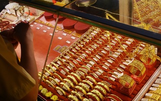 Giá vàng hôm nay, 2-4: Tiếp tục tăng mạnh