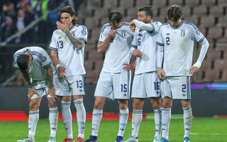 Bóng đá Ý trượt dài trong khủng hoảng toàn diện