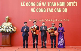 Chuyển sinh hoạt Đoàn đại biểu Quốc hội với Bí thư Thành ủy Hà Nội và Trưởng ban Tổ chức Trung ương