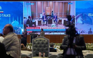 Đàm phán "lịch sử" bắt đầu, ông Donald Trump nói Iran “thua đậm”