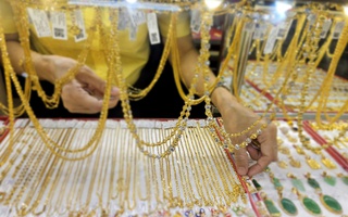 Giá vàng hôm nay 12-4: Vàng miếng SJC giảm, ngược dòng giá thế giới