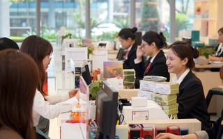 Sếp ngân hàng nêu dự báo về lãi suất sau động thái của loạt ngân hàng