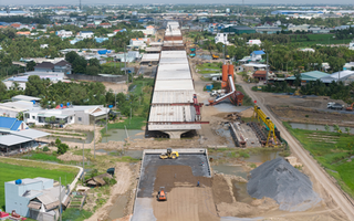 Nước rút trên công trường Vành đai 3 TP HCM