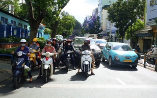 Dự báo thời tiết hôm nay, 13-4: TPHCM và Nam Bộ duy trì nắng nóng