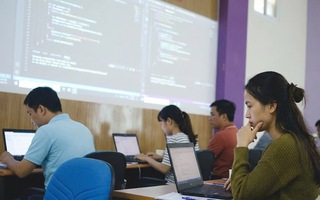 VN-Index tiếp tục tăng điểm