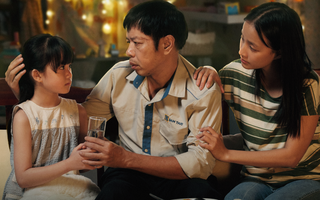 Vạch trần vụ "đào lửa" từ thiện tiền tỉ, phim "Anh Hùng" của Thái Hòa gắn nhãn ra sao?