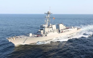 Hải quân Mỹ ráo riết áp sát bờ biển Iran, nằm trọn trong hỏa lực đối phương