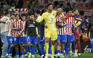 Hai anh hào Atletico Madrid, PSG thẳng tiến bán kết Champions League