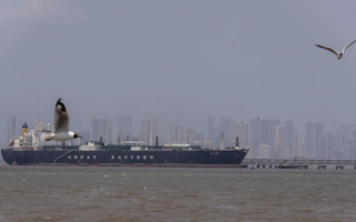 Tự tin về Hormuz, Mỹ chuẩn bị tung chiến dịch "Cơn thịnh nộ kinh tế" nhắm vào Iran