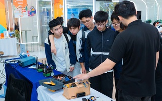 Giải bài toán nhân lực bán dẫn