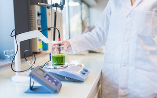 Ứng dụng bản sao kỹ thuật số Dassault Systèmes cải tiến quy trình sản xuất mỹ phẩm từ thiên nhiên