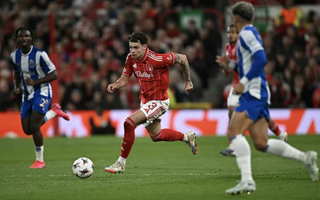 Đánh bại cựu vô địch châu Âu, Nottingham Forest vào bán kết Europa League