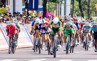 Tay đua Việt kiều Pháp Trần Clement Em thắng chặng 13 Cúp truyền hình: vòng đua quanh Quy Nhơn