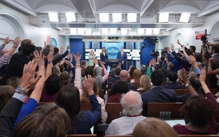 Mỹ chuyển hướng chiến lược đối với Iran