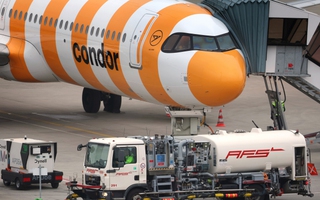 Nguy cơ thiếu nhiên liệu máy bay toàn cầu