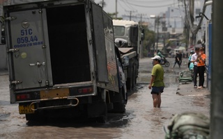 TPHCM duyệt sửa khẩn cấp đường vào cụm cảng Tân Thuận
