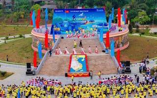 Sôi nổi ngày hội đạp xe vì hoà bình tại Quảng Trị