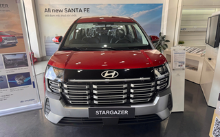 Xe đa dụng 7 chỗ giá rẻ cạnh tranh khốc liệt