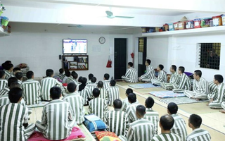 Đề xuất hoạt động căng-tin phi lợi nhuận, ứng dụng AI vào đời sống sinh hoạt trong buồng giam