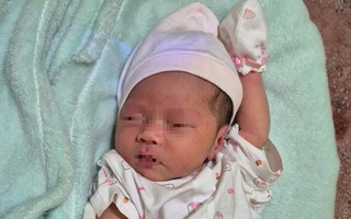 Tìm cha mẹ 3 trẻ sơ sinh bị bỏ rơi ở TPHCM