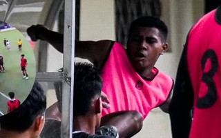 Cầu thủ tung "kungfu" tố bị phân biệt chủng tộc, đối thủ dọa kiện vụ ẩu đả tại Giải U20 Indonesia