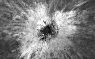 Một "lỗ thủng" khổng lồ vừa xuất hiện trên Mặt Trăng