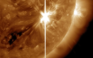 CLIP: Tiếng gào thét kinh dị phát ra từ vết đen Mặt Trời